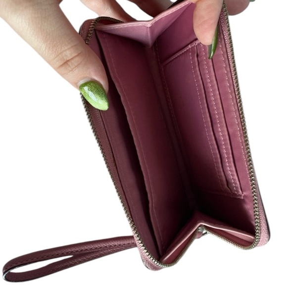 Coach Pink Heart-Patterned Women's Wristlet Wallet Clutch - Picture 10 of 10